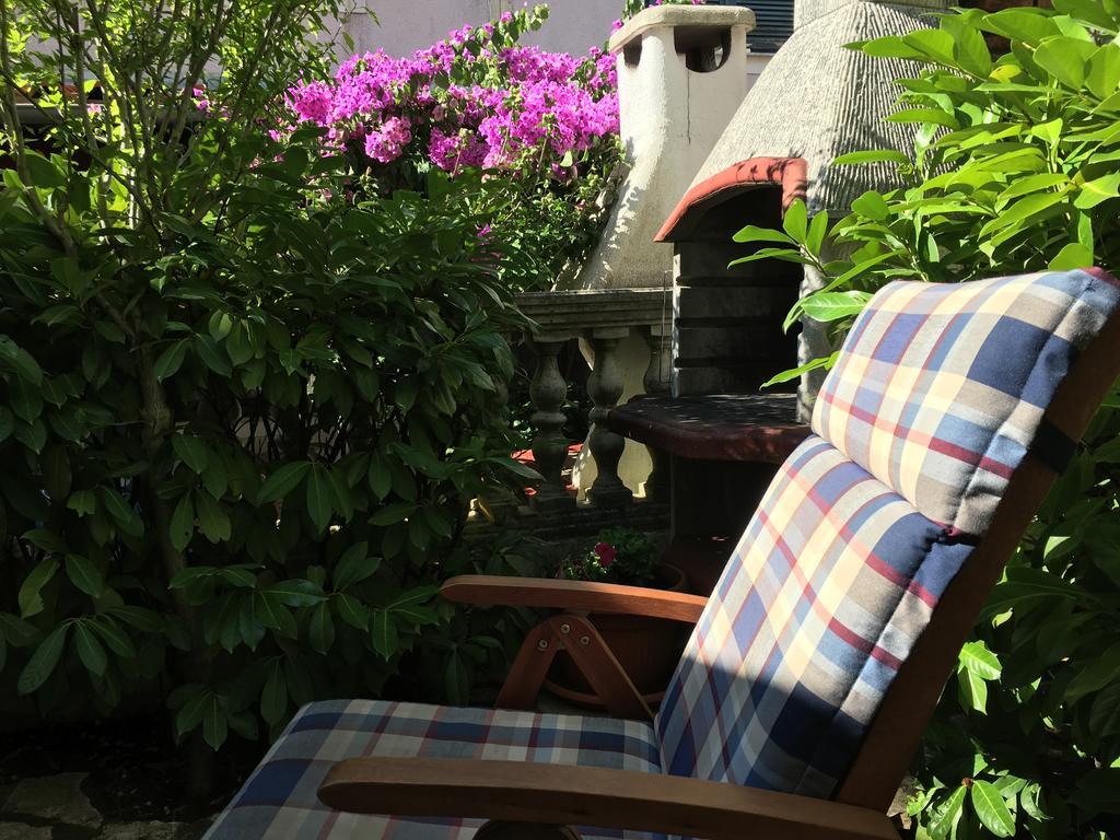 Apartment Garden Malinska Esterno foto